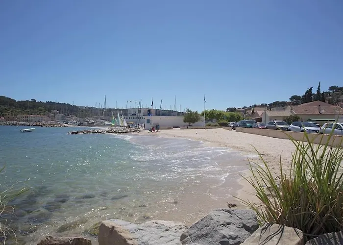 Studio Plage, Parking Gratuit Et Terrasse Privee.