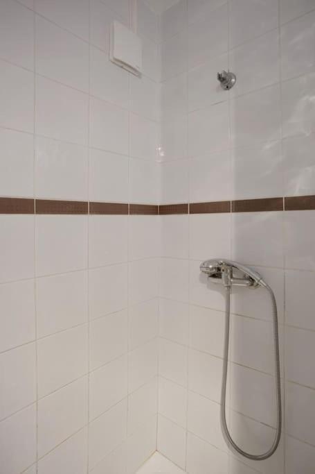 Plage, Parking Gratuit Et Terrasse Privee. Apartment *