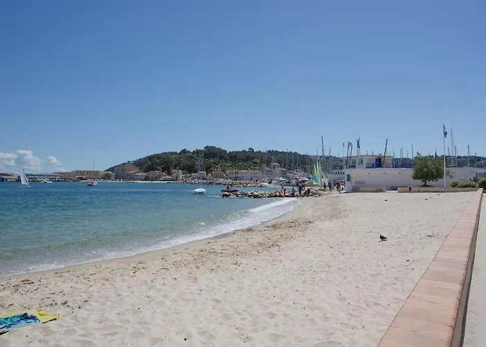 Studio Plage, Parking Gratuit Et Terrasse Privee.